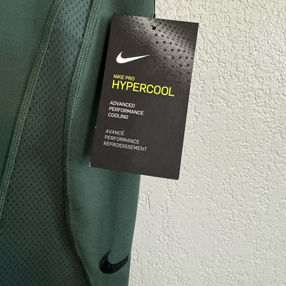 NWT Nike Pro Hypercool crop leggings - Picture 4 of 5